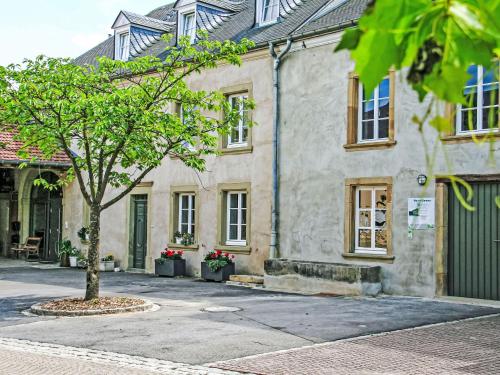 Apartment Greiweldenger Leit As by Interhome